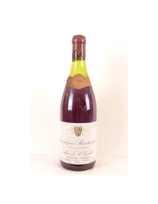 1982 - passetoutgrain - alain guillot (cire et collerette abîmées culture bio depuis 1954) - rouge - bourgogne - Just Wines 