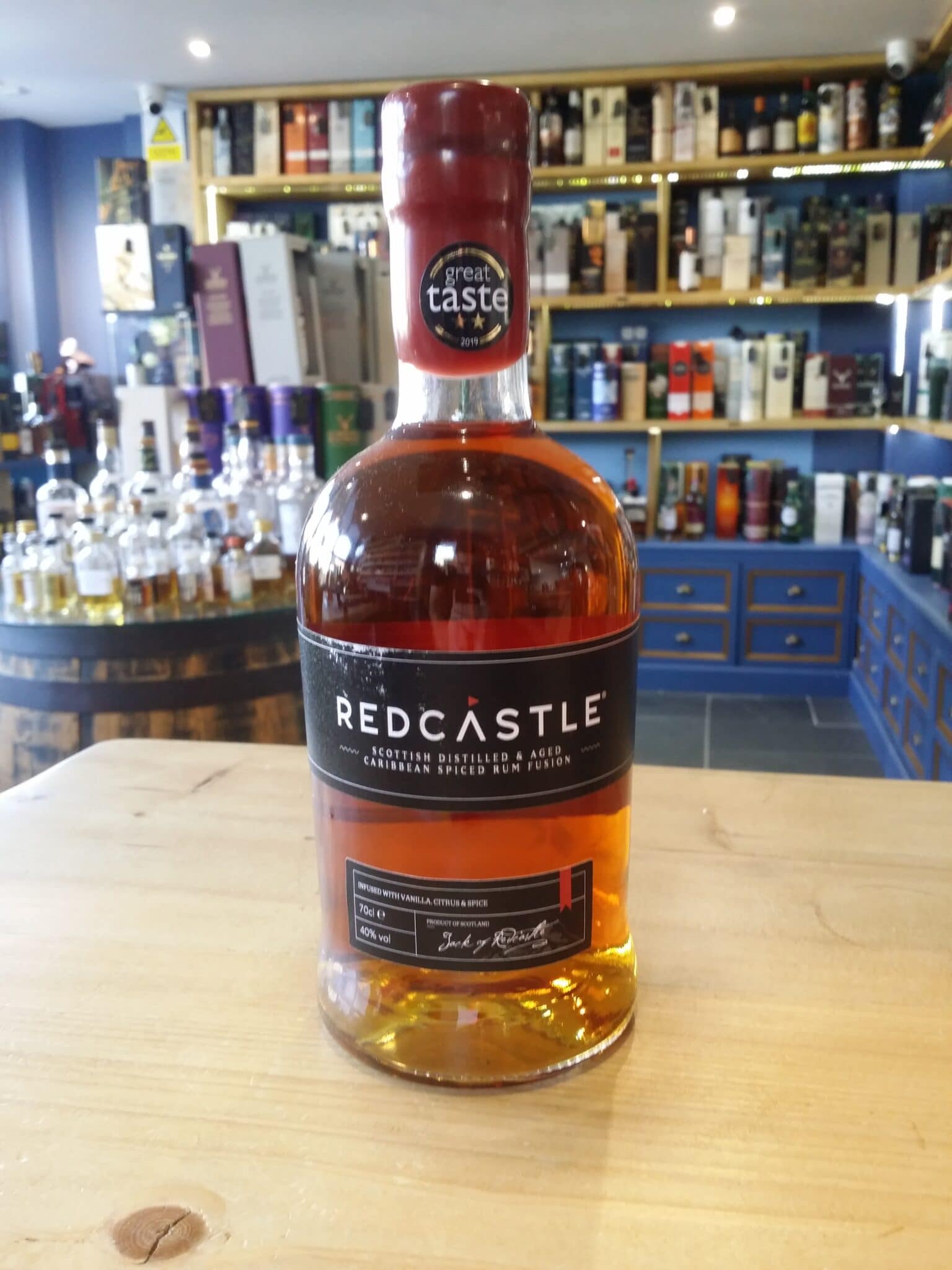 Red Castle Scottish Distilled and aged Caribbean Spiced Rum Fusion 70cl 40% - Just Wines 