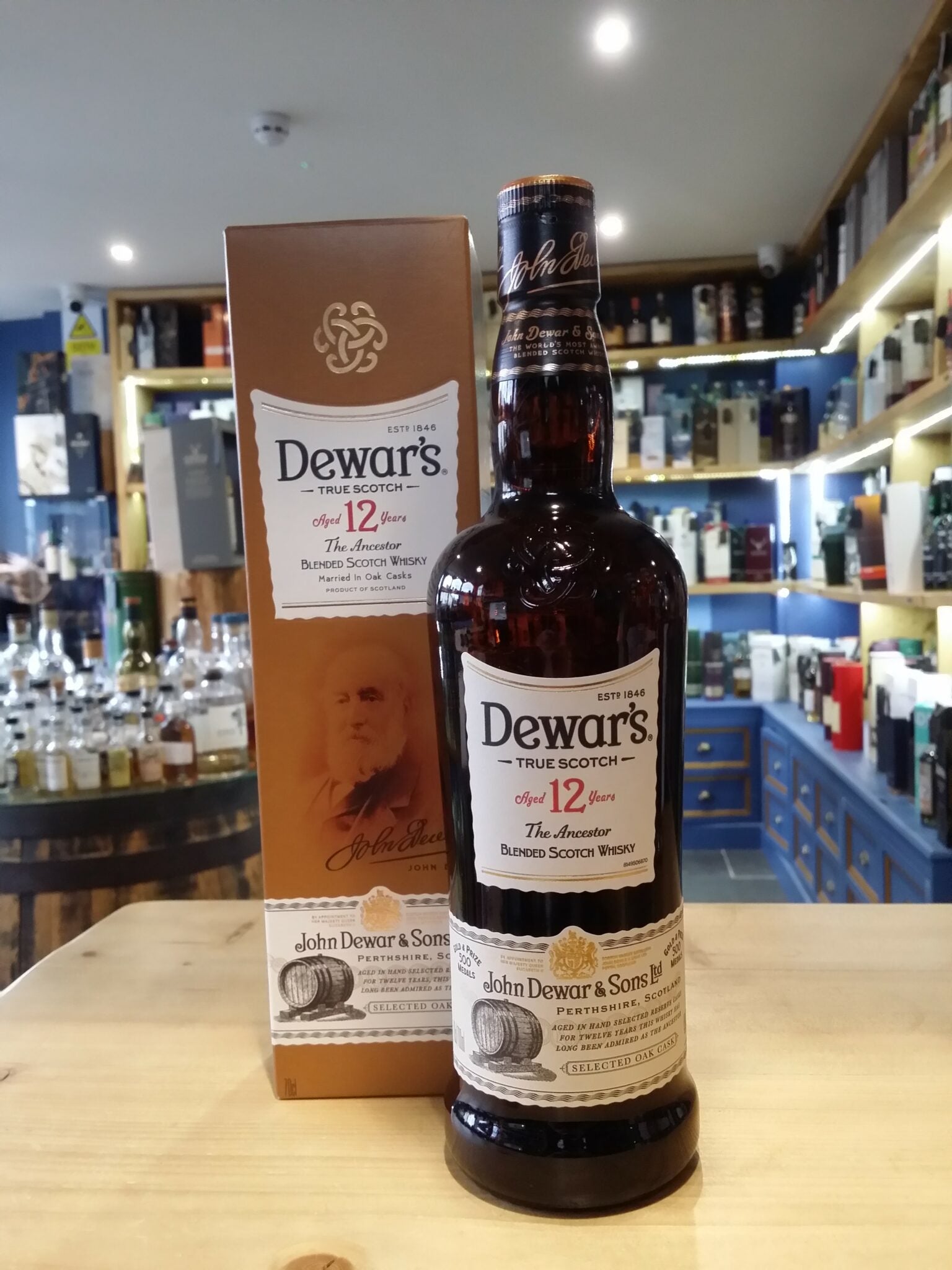 Dewars 12 blended scotch 70cl 40% - Just Wines