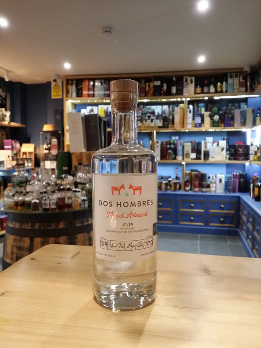 Dos Hombres Mezcal Artesanal Joven 42% 70cl - Just Wines 