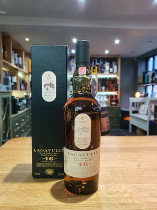 Lagavulin 16 Year Old 43% 12x20cl - Just Wines 