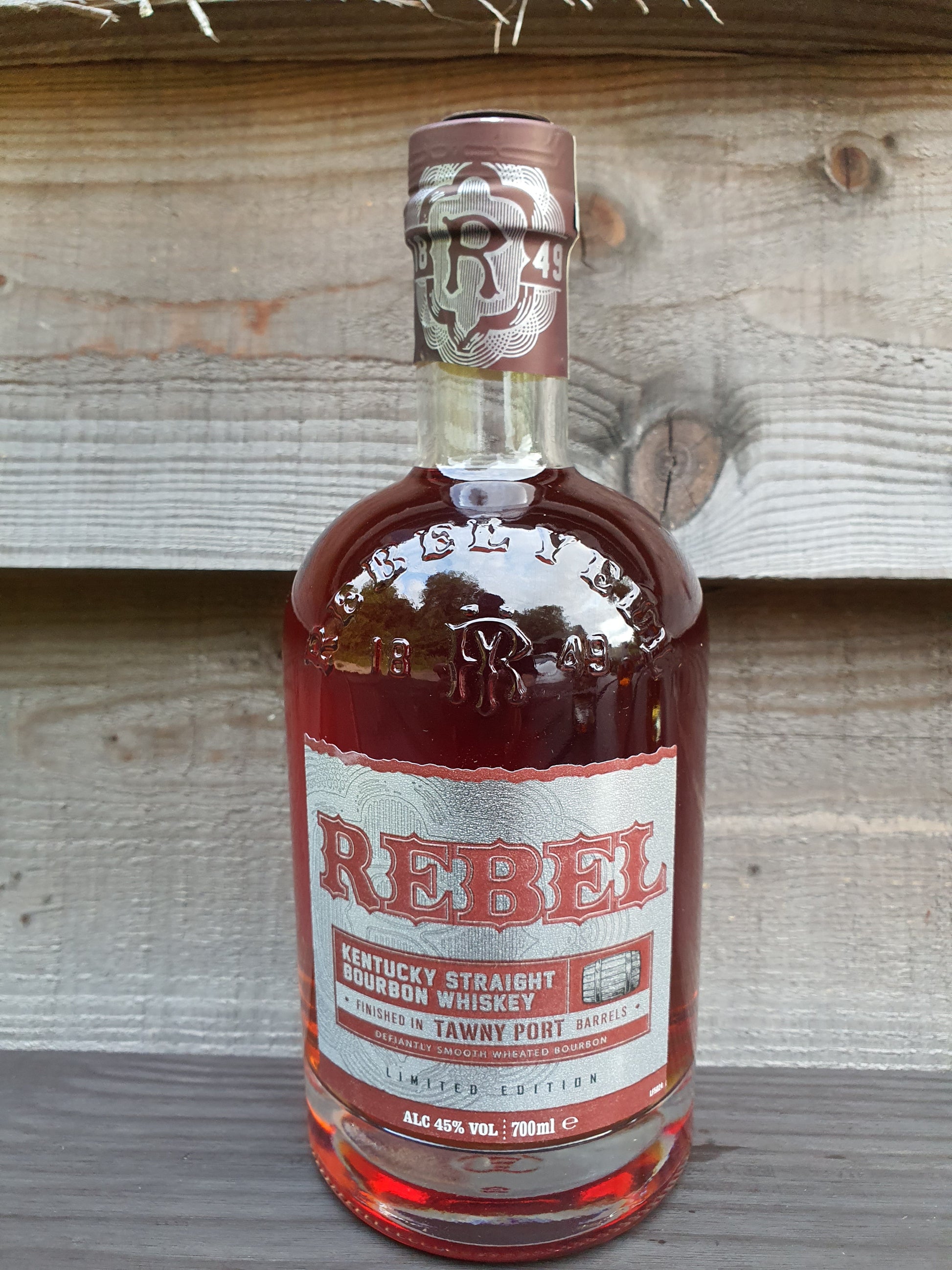 Rebel Kentucky Straight Bourbon Tawny Port Finish 70cl 45% - Just Wines 