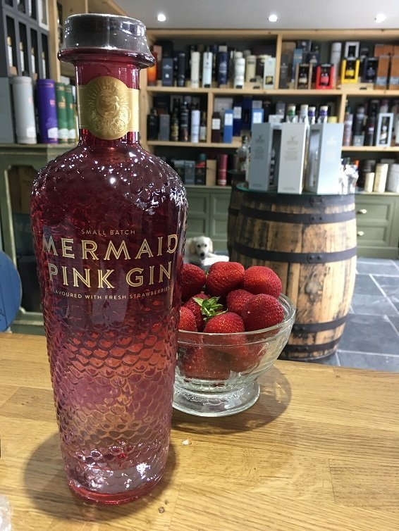 Isle of Wight Pink Mermaid Gin 70cl 38% - Just Wines 